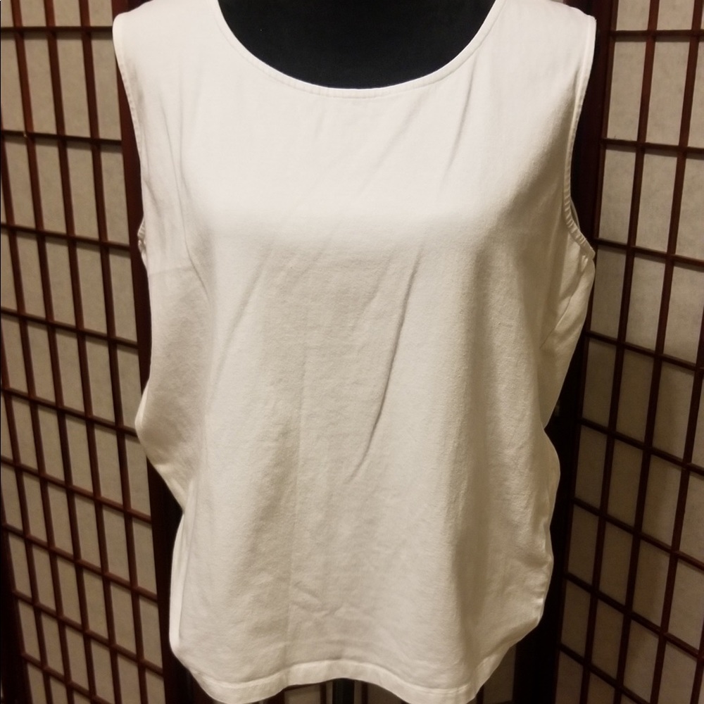 White shell-B153